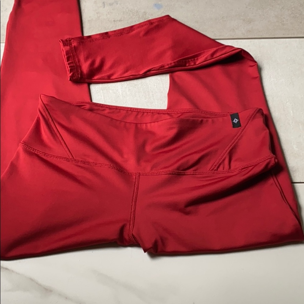 SATVA- excellent condition red yoga pants